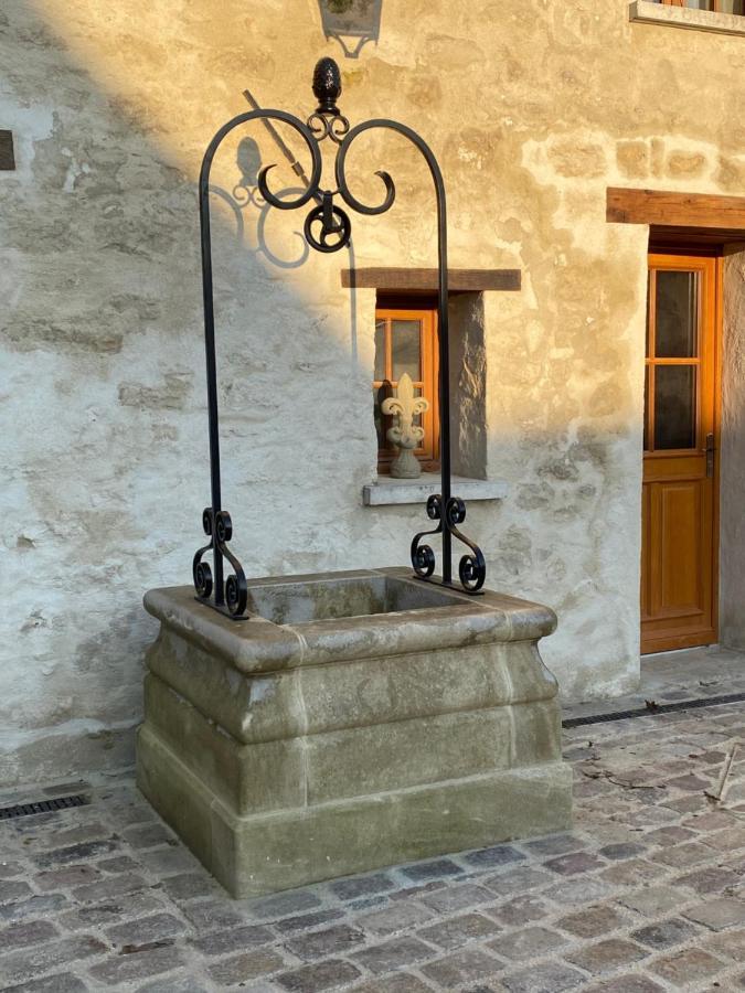 Bed and Breakfast La Maison Du Caillou Pontarme Exterior foto