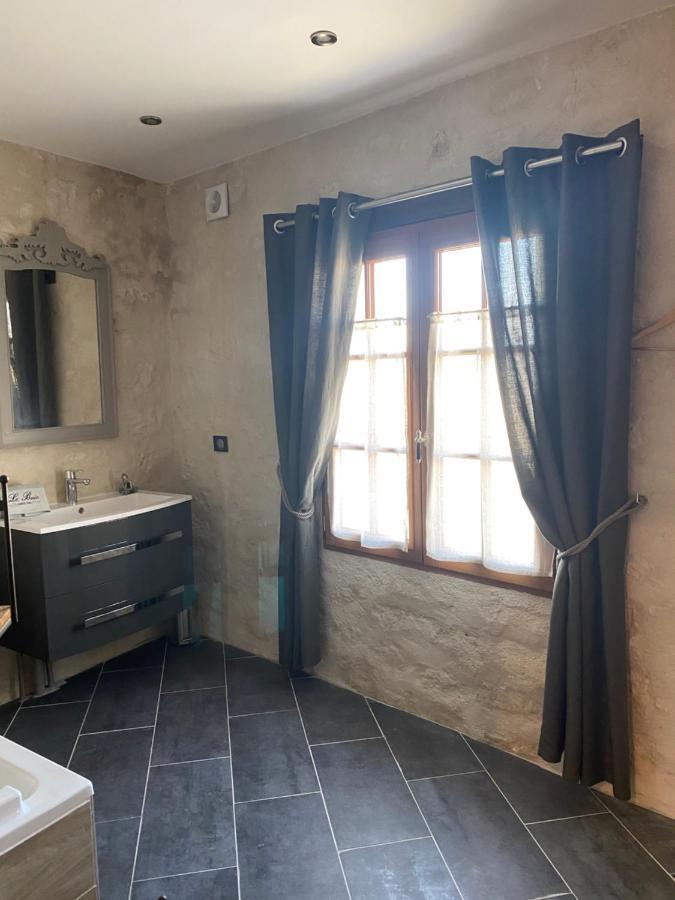 Bed and Breakfast La Maison Du Caillou Pontarme Exterior foto